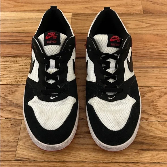 NIKE SB Alleyoop White/University Red/White/Black - Picture 3 of 7